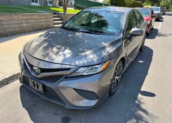 toyota camry xe
