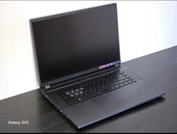 aorus 16x |17 14650hx rtx |4070 64gb ram | 3tb